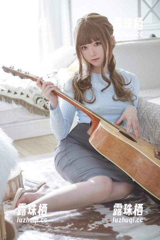 Asagiriai 又一波!Asagiriai魔女姐姐的套图更新,昨晚还在我的梦里飞来飞去!