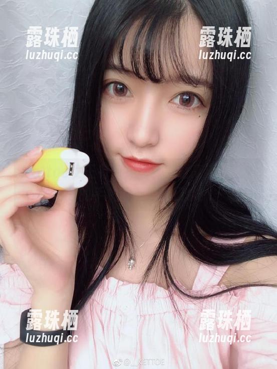 Kettoe Kettoe女王有何神技?下载高清壁纸,我的手机都开始流口水!