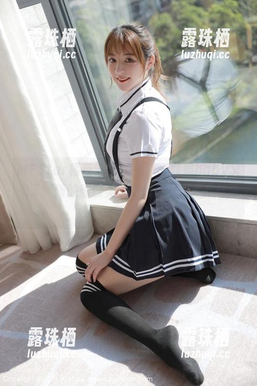 MFStar模范学院-李颖煊baby MFStar模范学院 - 看,李颖煊baby又来了,新的瑜伽美图更新!是不是应该给她一座金拐杖?