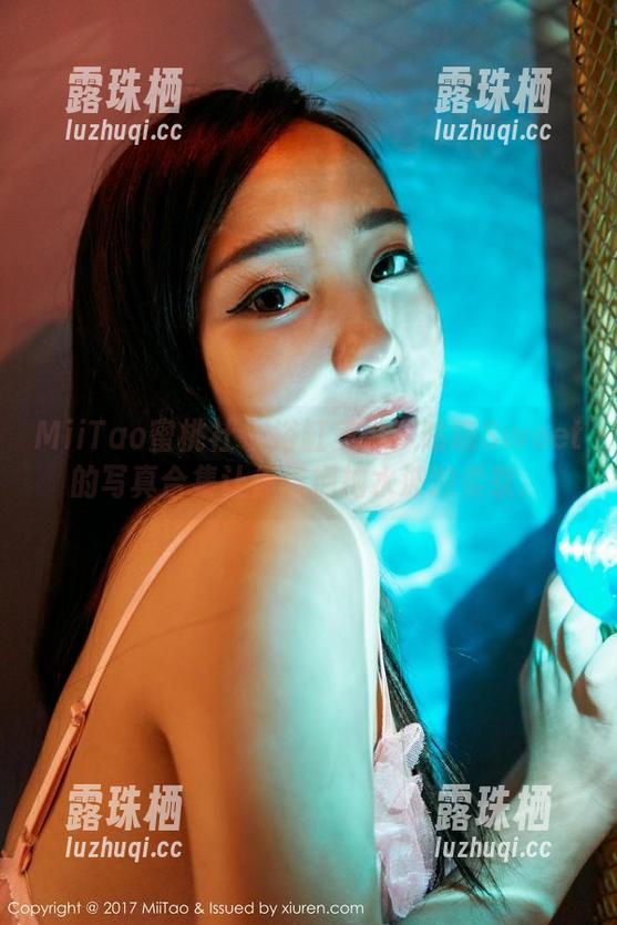 MiiTao蜜桃社-咕噜Sweet MiiTao蜜桃社 - 浴缸美学!咕噜Sweet的写真合集让你想拥抱水波的柔软。