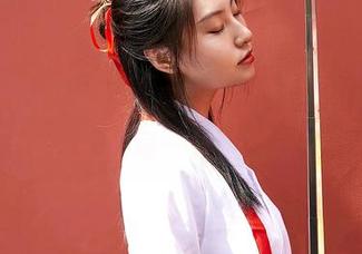 MiiTao蜜桃社 – 高跟鞋图集里的桃乃香Tina：她的每一抬腿都像在做梦