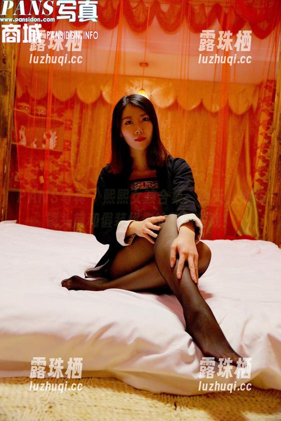 PANS写真 - 熙熙女孩合集：今天，她在镜头前和假装忧伤的狗狗拍戏！