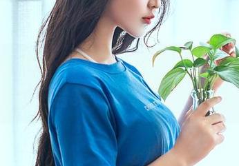 PDL潘多拉 – 可乐Vicky的夏天变奏曲:私拍合集,从清凉到热辣
