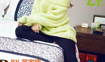 TGOD推女神 – 她又来了，k8傲娇萌萌泳池图片更新，这次会不会是激烈的水下花样？
