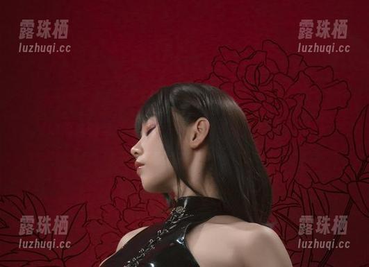 Uki雨季的兔女郎写真——更新再战，性感不怕雨！