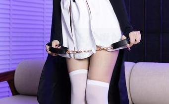 XIAOYU语画界 – 小沫琳的灰丝美图,成为我无意中窥见的壁纸新宠!