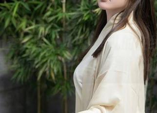 Xiuren秀人网 – Yuki鱼儿的在线婚纱秀:谁需要约定,反正我也没特别的需求!