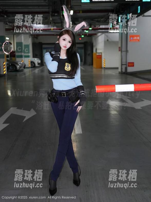 Xiuren秀人网-小夕Kitty Xiuren秀人网 - 无法抗拒的小夕Kitty,“浴缸”私拍合集要不要看看?