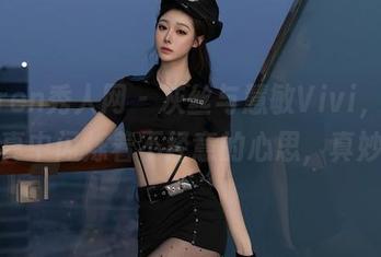 Xiuren秀人网 – 灰丝与慧敏Vivi，私房写真中闪烁着不经意的心思，真妙！
