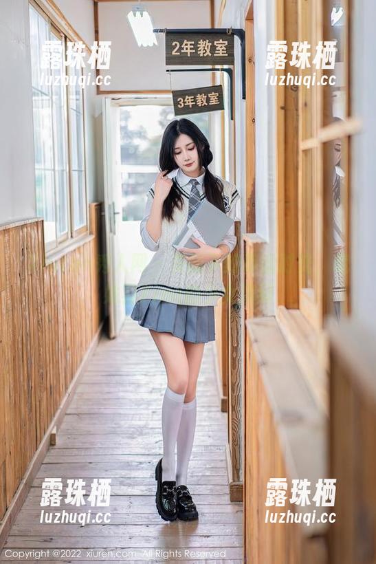 Xiuren秀人网-战姝羽Zina Xiuren秀人网 - 美图下的静谧时光,战姝羽Zina的少女演绎