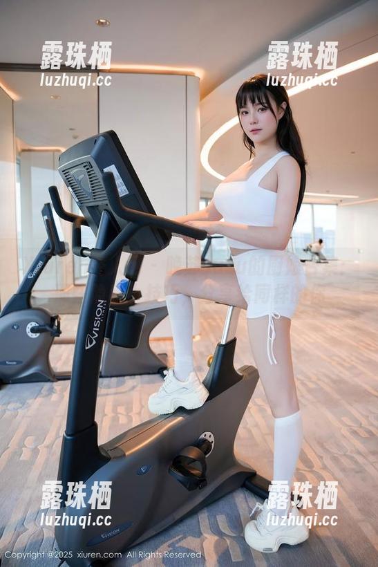 Xiuren秀人网-晚苏susu Xiuren秀人网 - 晚苏susu的厨娘合集:那些隐秘小技巧,分享给同样的你