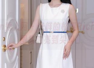 Xiuren秀人网 – 光鲜的柚琪Rich,私房图集油亮到尖叫