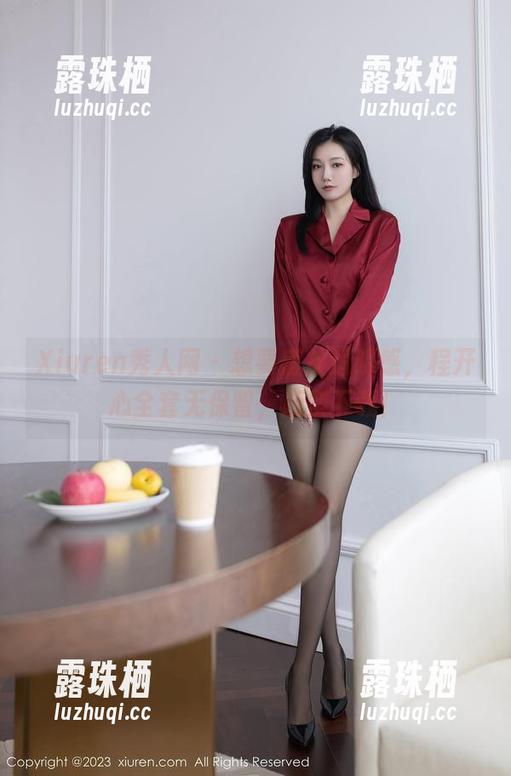 Xiuren秀人网-程开心 Xiuren秀人网 - 想要盛放透明感,程开心全套无保留,赶紧下载!