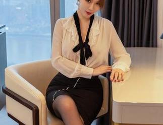 YouMi尤蜜荟 – 坐好,我们要看的是lingyu69的泳装美图,别眨眼!