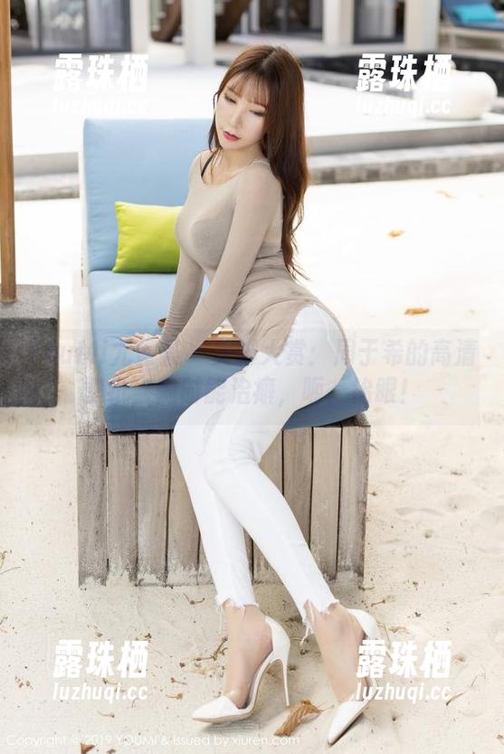 YouMi尤蜜荟-周于希 YouMi尤蜜荟 - 美脚大赏:周于希的高清壁纸,随时能治癖,呃,治眼!