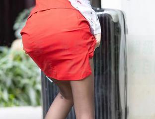 YouMi尤蜜荟 – 张思允Nice超级无敌的御姐写真合集，是想撩人还是自嗨？