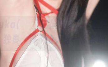 听说Yuka(유카)又有美图了，这次是红色独奏，真不给人留一点余地