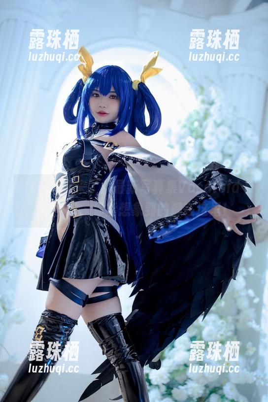 ZinieQ ZinieQ又来了!最新写真集Vocaloid卡尔涅·卡,你能想象到的都在这里!