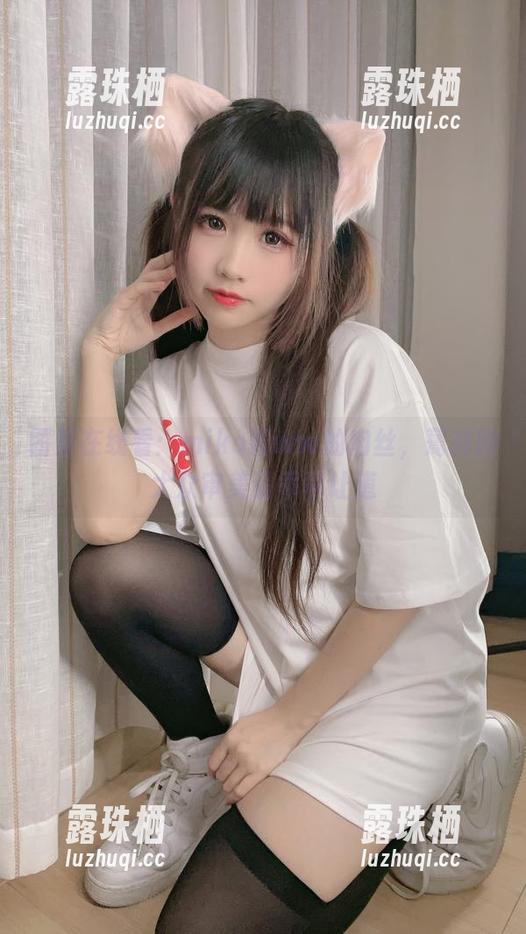 miko酱ww 图集在线看:miko酱ww的肉丝,蔫掉的大众审美请乖乖让道