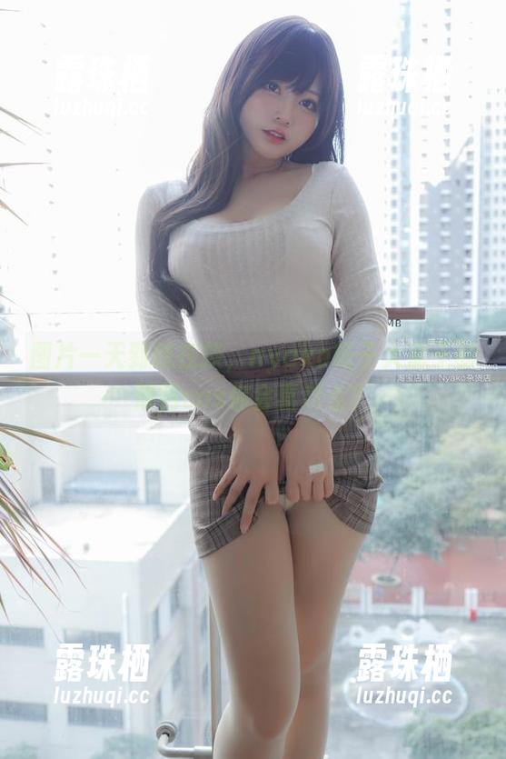 nyako喵子大魔王 图片一天到晚在换,nyako喵子大魔王的旗袍cos你会喜欢么?