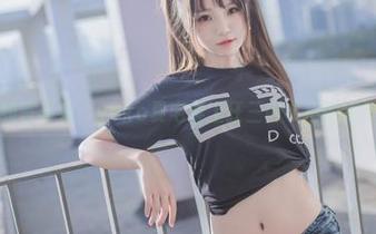 在线等着看,yoko夏宅穿上狂三内衣后的变身!