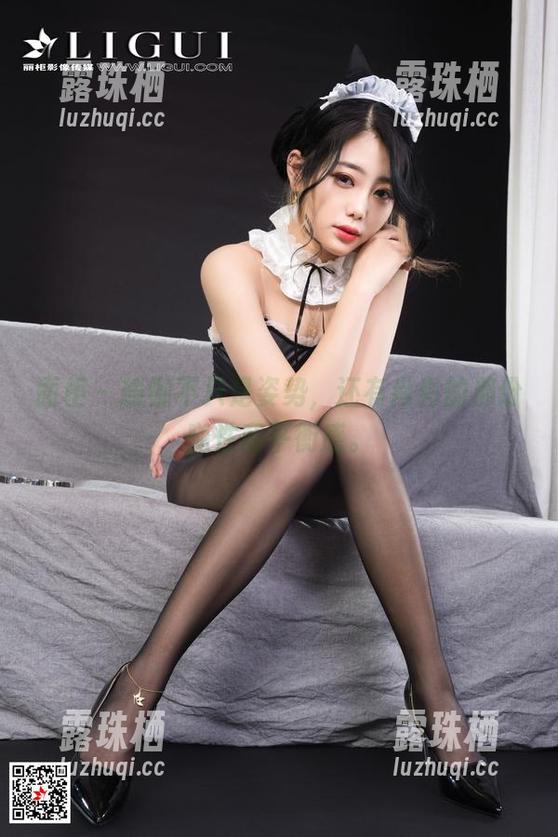 丽柜-肖肖 丽柜 - 瑜伽不只是姿势,还有肖肖的那份随性和平衡感。