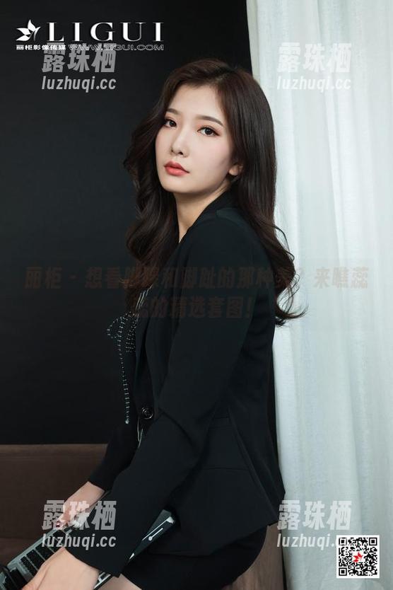 丽柜-蕊蕊 丽柜 - 想看脚踝和脚趾的那种美?来瞧蕊蕊的精选套图!