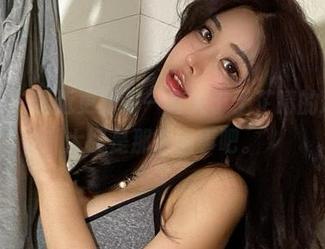 微密圈 – 最近更新了一套关于于芷晴的瑜伽,大概是那么回事吧。