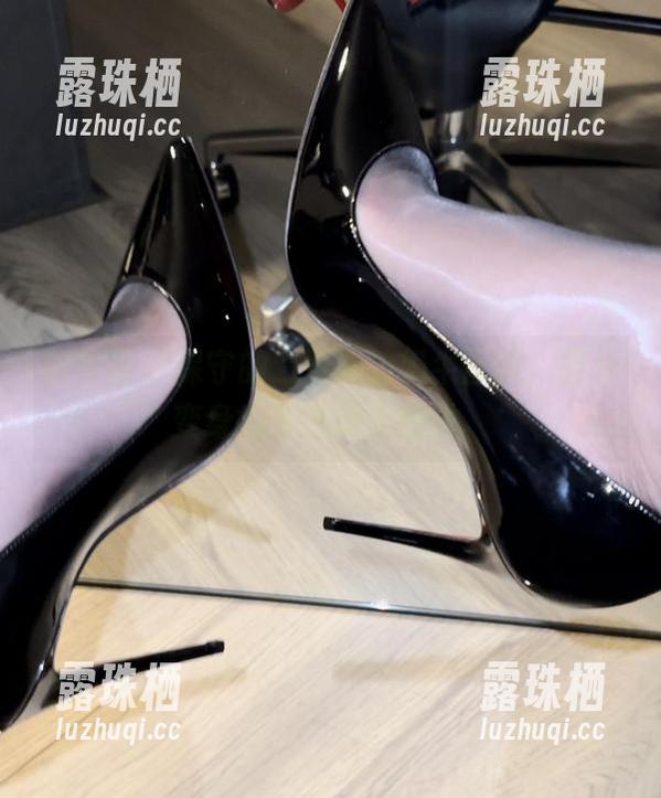 保守的二舅妈 微密圈 - 保守的二舅妈的奶牛画报,图片变身疯狂资源大放送。