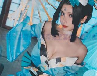 滚动的袜子?凉凉子给你带来全套图片的欢乐节奏!