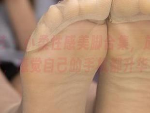 南国足艺 – 小柔性感美脚合集,放到壁纸里看,感觉自己的手机都升华了。