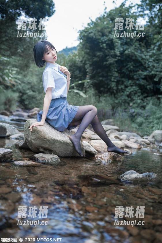 喵糖映画 定制梦想中的白裙轻纱,喵糖映画带你开启轻盈之旅。