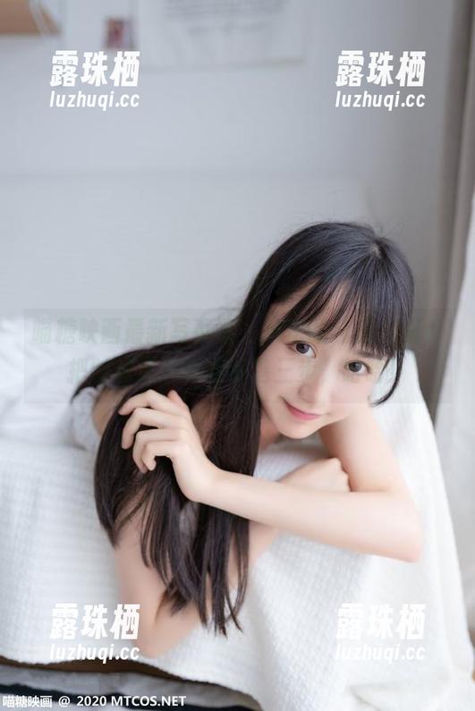 喵糖映画最新写真集：贝法的红蓝礼服，把时装周都吓得倒退三步，哈哈！