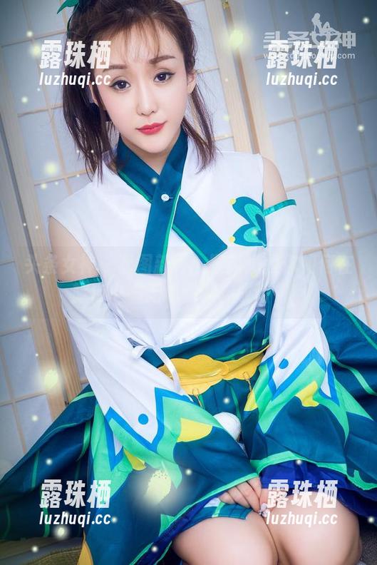头条女神-梁芮溪 头条女神 - 套图新奇:梁芮溪教你如何在旅行中“无心插柳柳成荫”!