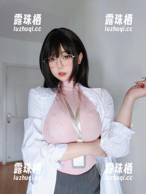 走过场合集：暑假妹妹在女主K镜头下的无聊记录