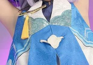 人间四月天也不及小瑶幺幺自拍的白露,她的美图下载,现在就行动起来!