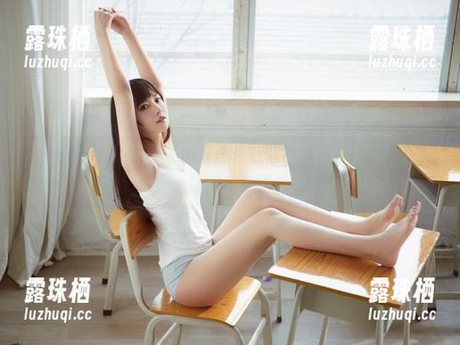 小鹿鹿shika的长发姑娘图包，时而优雅，时而鬼马，让我一脸懵