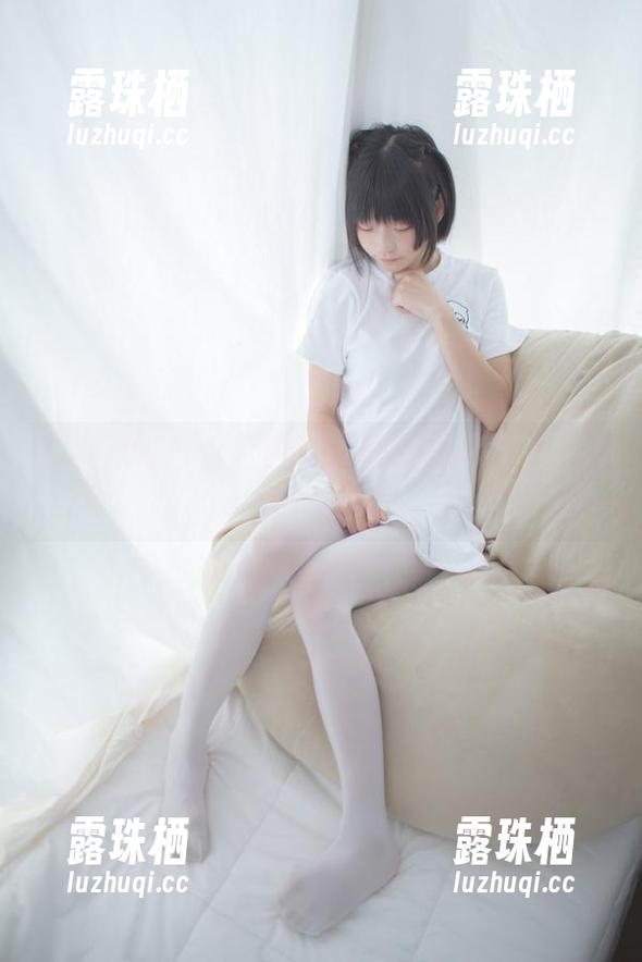 少女秩序-乐栀 少女秩序 - 办公时间?乐栀私拍图包在这里打破常规