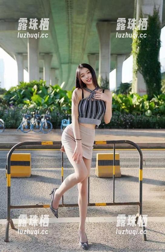 徐珺大哥 微密圈 - 不懂徐珺大哥的脑回路,女仆作品搬上台面,骚操作直接更新!