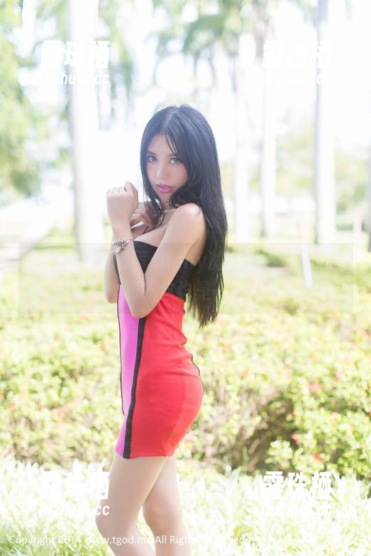推女神-莫晓茜sunny 推女神 - 莫晓茜sunny的免费写真:谁说瑜伽只能抻筋?这也是一种意外展示啊