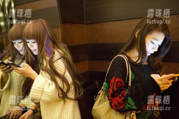 推女郎-李七喜 推女郎 - 女神李七喜的写真集,光速下载中,谁能挡得住?