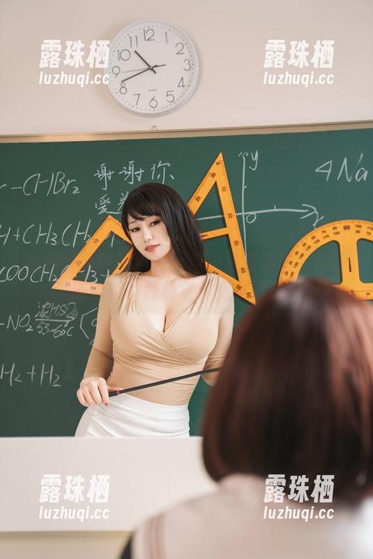 福利与惊吓的结合：你见过星澜想来杯珍珠奶茶的胜利女神兔女郎吗？