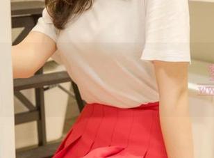 梦丝女神 – 滴水不漏的高清,快来下载香萱的体操服风采!