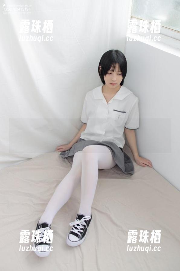 森萝财团 - aiKa，你的旗袍值得每个人拥有这张免费美图啊！