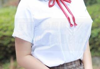 模范学院 – 草莓兔兔眼镜写真:我妥妥是个眼镜党,但哪款是你心头好?