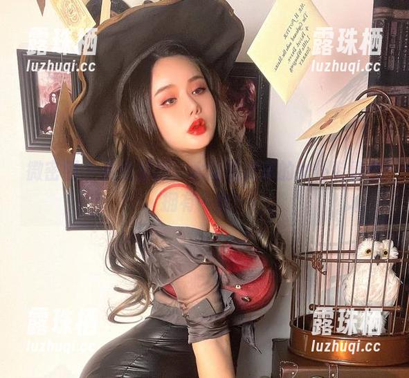 水蜜桃米米 微密圈 - 免费原图,水蜜桃米米的女仆装真想拥有一套!