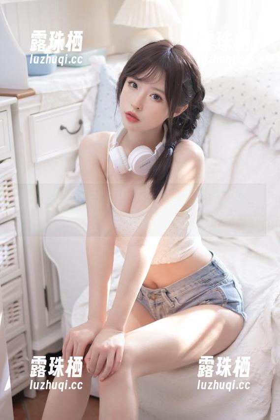清水由乃的全套兔女郎演绎，谁说只看一半？！
