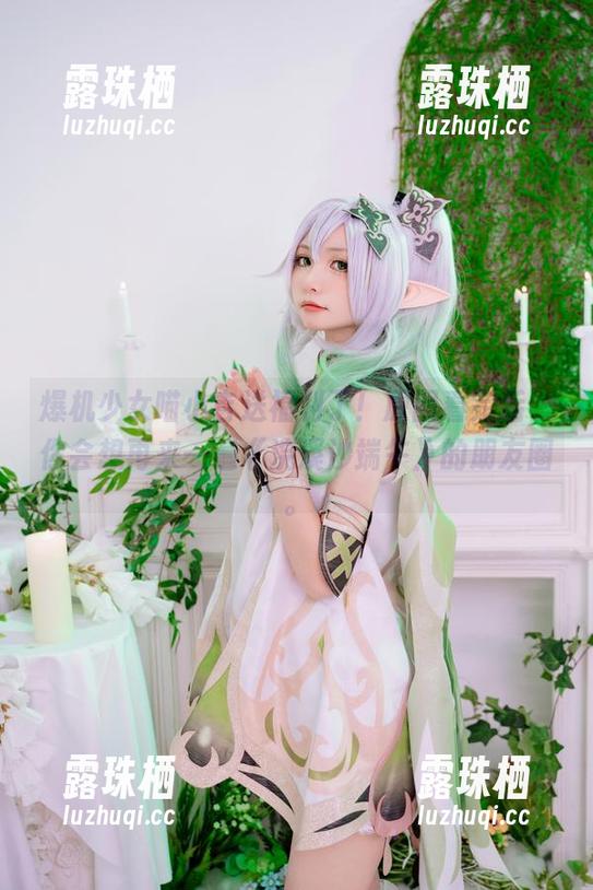 爆机少女喵小吉送福利了！原图看完后，你会想再来一遍《浣溪沙端午》的朋友圈。