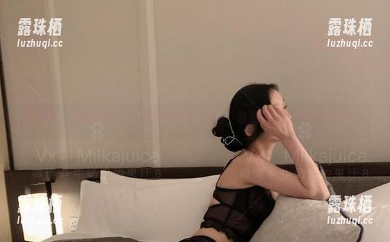 牛奶里的果汁 微密圈 - 免费分享牛奶里的果汁吊带照,谁能不爱这种随意的美?