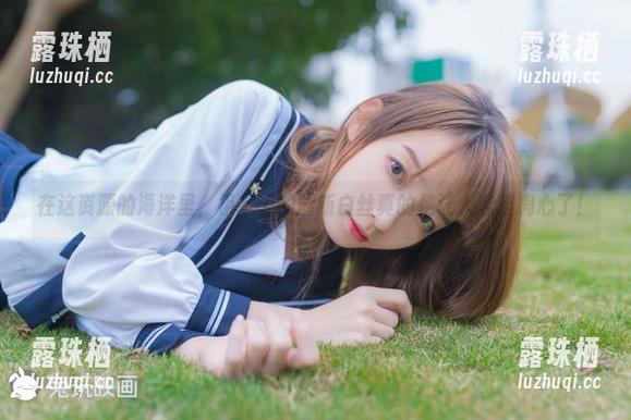 在这资源的海洋里，祖木子的清新白丝真的是让人连连掏心了！